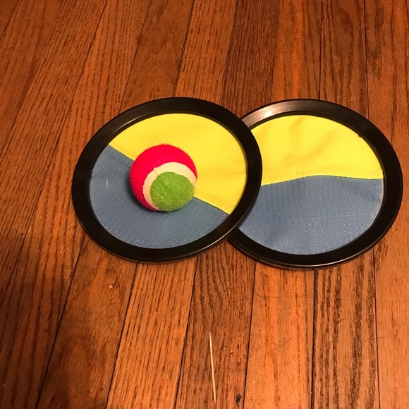 Toy - Picture 2 of 2